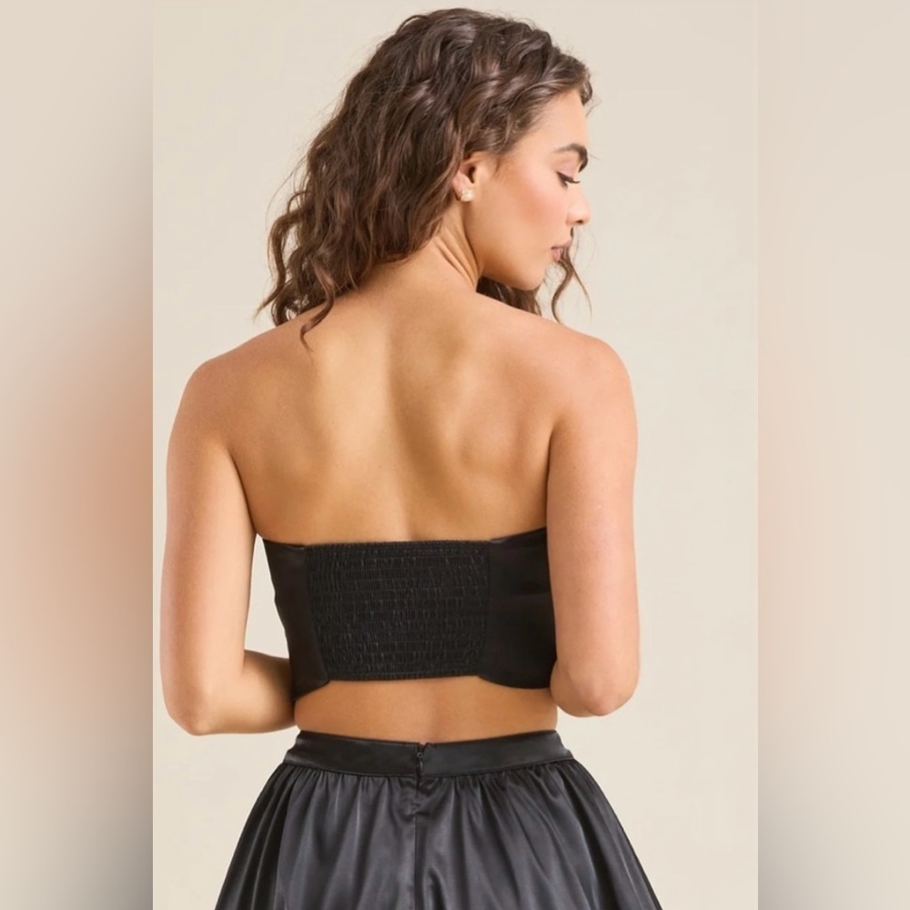 Altar’d State BLACK BOW SATIN STRAPLESS TOP - Picture 5 of 5